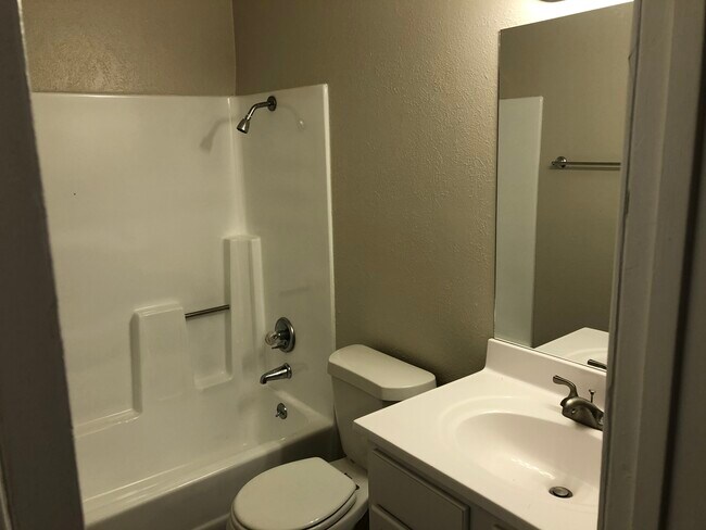 Building Photo - 13403 Rhudy Dr