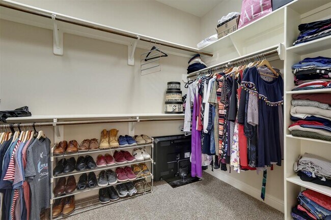 Third Floor Primary Bedroom Walk-In Her Closet - 921 W 24th St