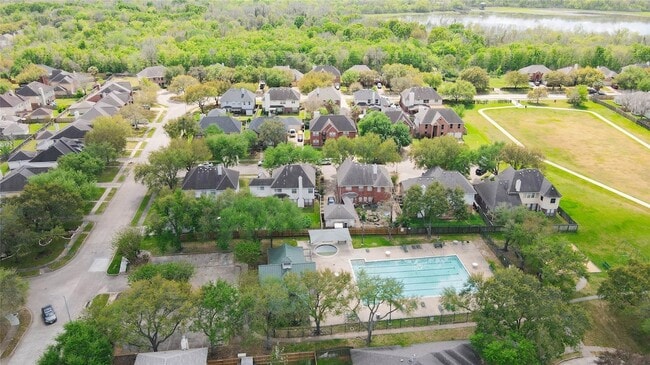 Building Photo - 15415 Longhorn Cavern Dr