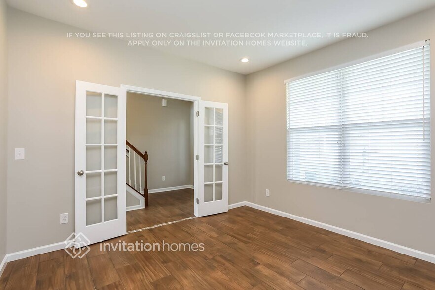Building Photo - 3952 White Kestrel Dr