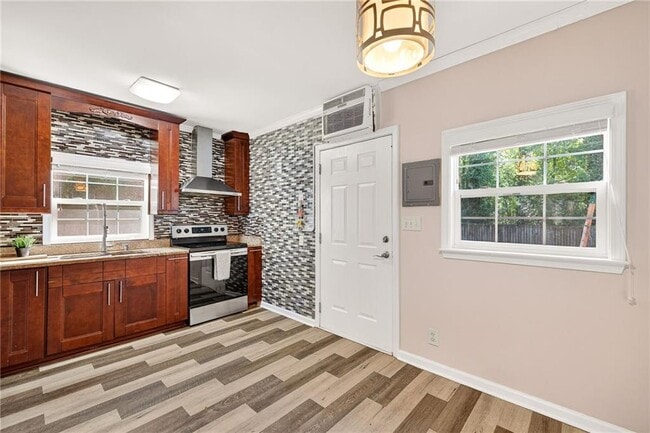 Building Photo - 1931 Gregory Run NE