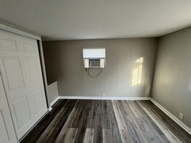 Building Photo - 54 Tower Manor Cir W