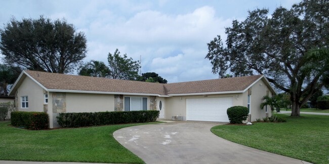Primary Photo - 1283 Anhinga Dr