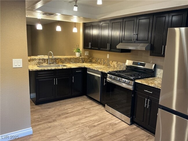 Building Photo - 6504 Ironbark Ln