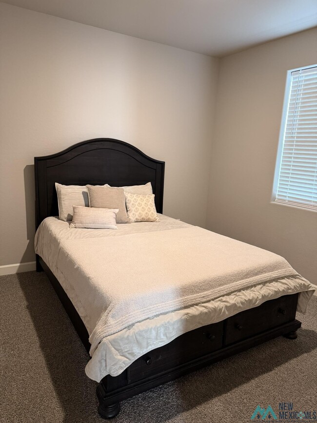 Building Photo - 2902 Browning Ave