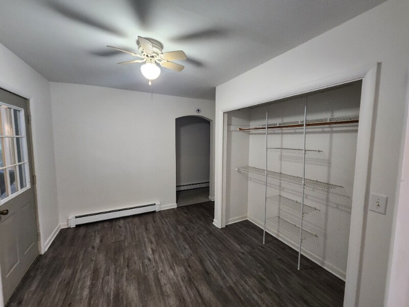 Building Photo - 15215 Charmian Rd