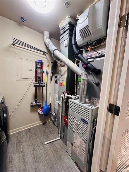 Building Photo - 28122 Carlton Way Dr