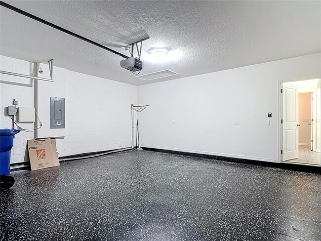 Building Photo - 2682 Common Fig Run