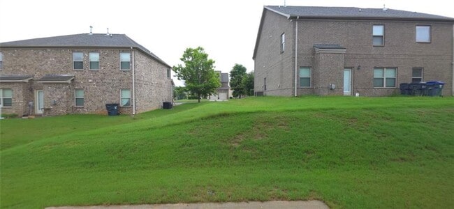 Building Photo - 515 Sea Dunes Ct