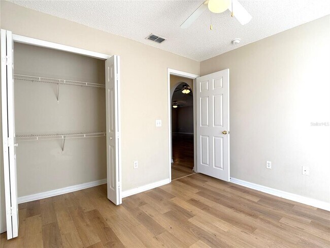 Building Photo - 309 Catfish Dr E