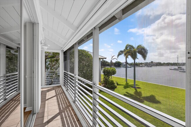 Building Photo - 1071 Sugar Sands Blvd