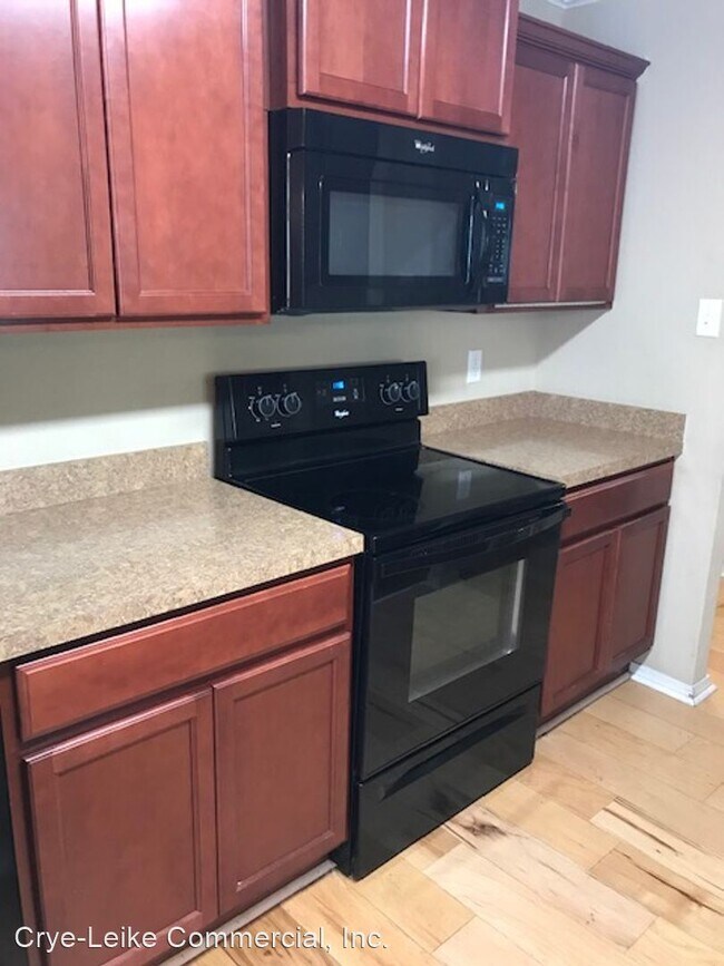 Building Photo - 6017 Trammel Estates Dr