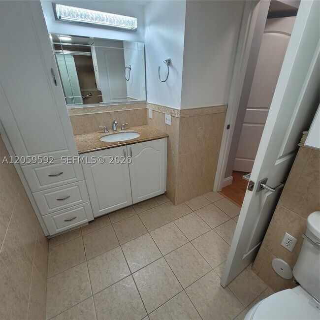 Building Photo - 1114 NW 124th Ct