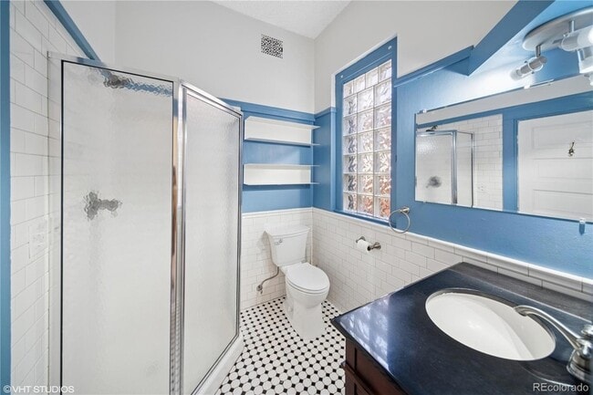 Building Photo - 3817 Osage St