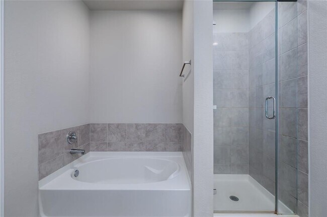 Building Photo - 14105 Redwood Forest Trail