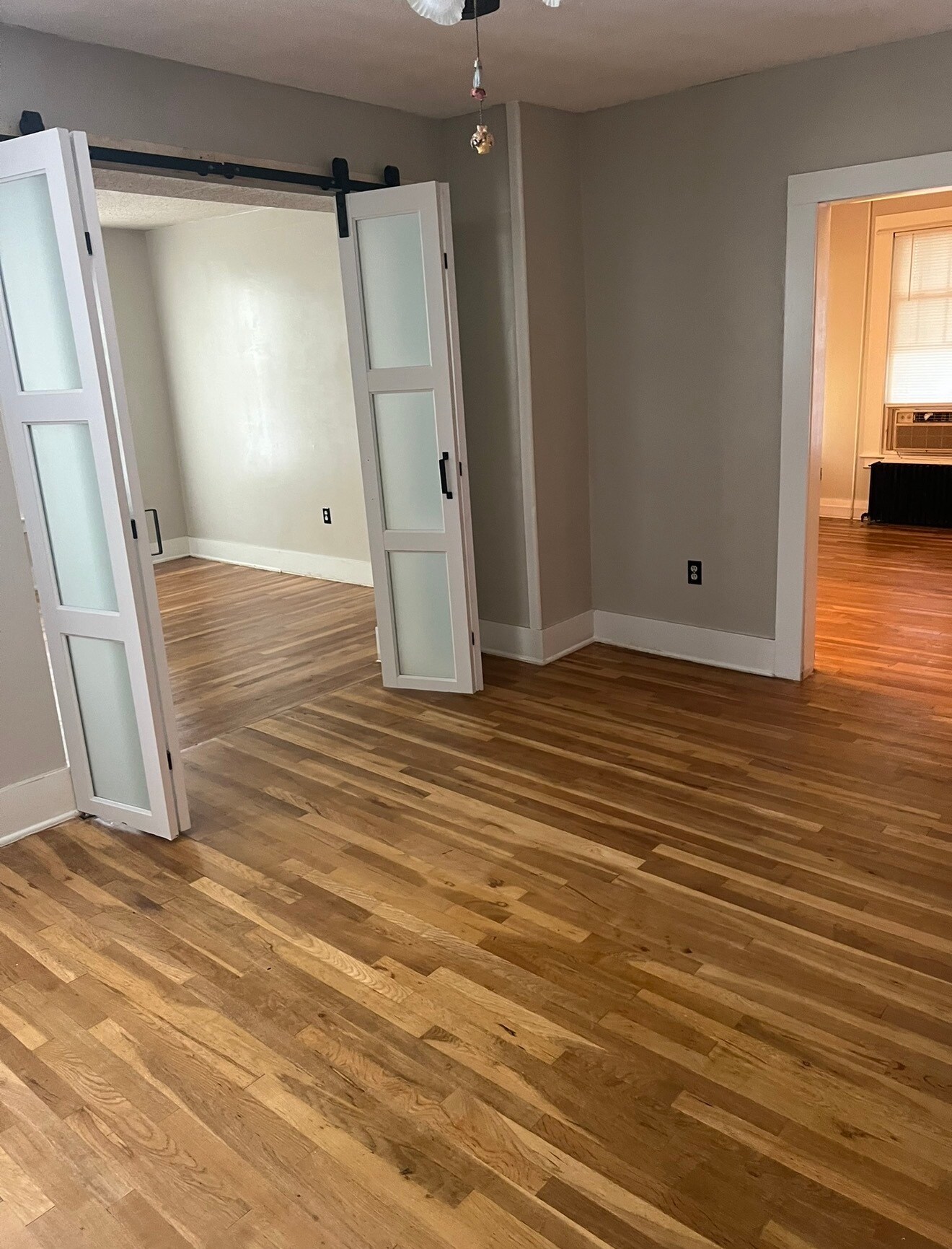 Building Photo - 46 N Main St