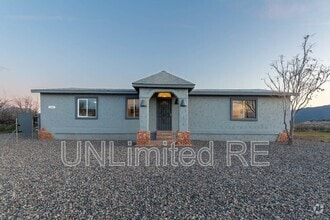 Building Photo - 3281 E Desert Dr