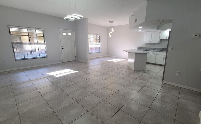 Building Photo - 10490 Chalmer St