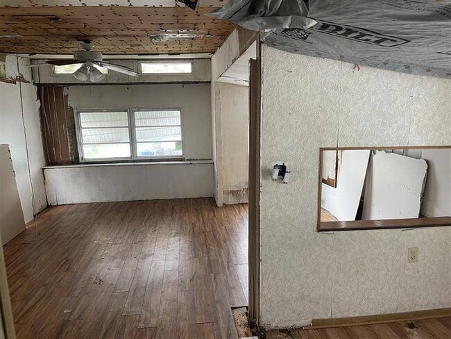 Building Photo - 2900 FL-17
