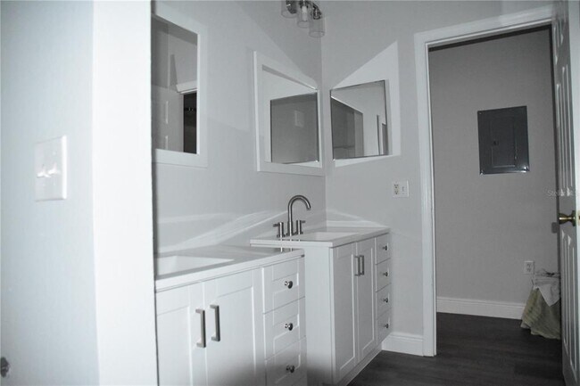 Building Photo - 316 Southern Pecan Cir