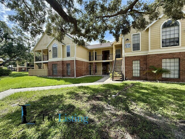 Building Photo - 8724 Mallard Reserve Dr