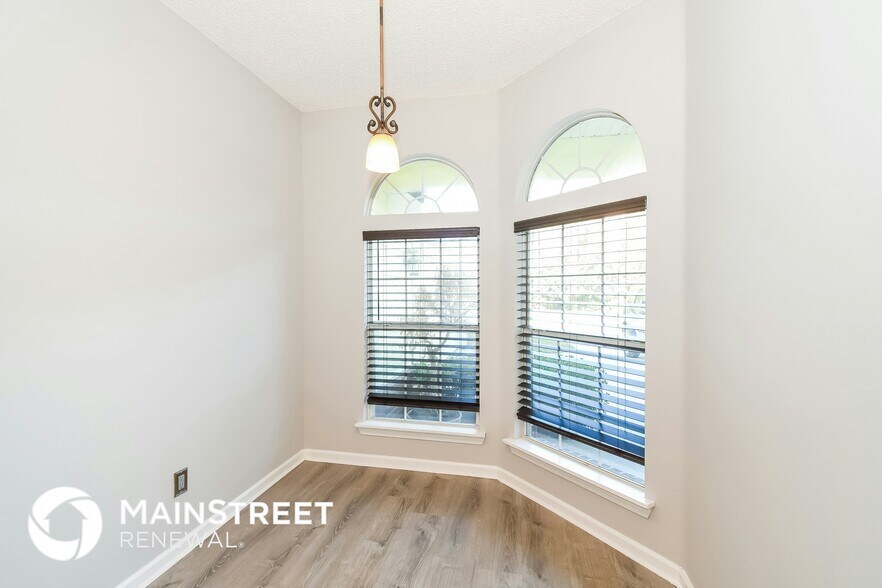 Building Photo - 95142 Twin Oaks Ln