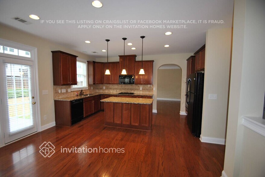 Building Photo - 3646 Bridge Walk Dr