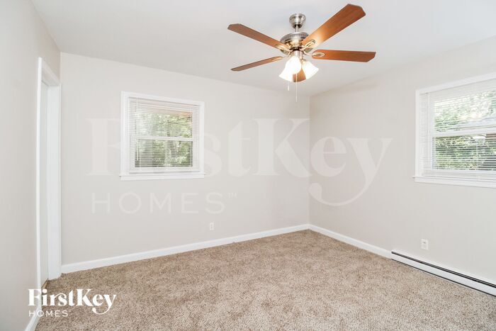 Building Photo - 4003 Broadacres Dr