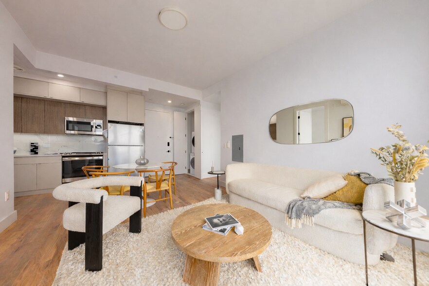 Building Photo - 2715 Fulton St