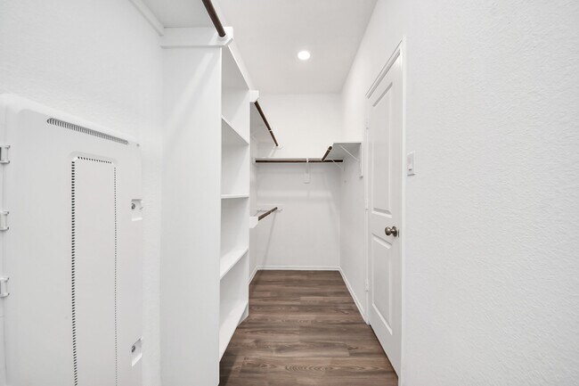 Building Photo - 26631 Castiel Dr