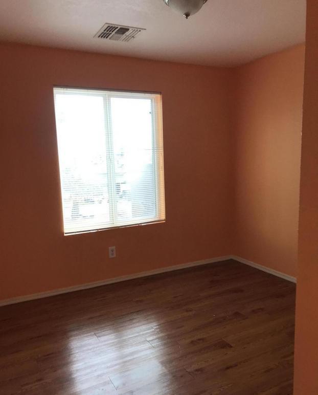 Building Photo - 11855 N 79th Dr