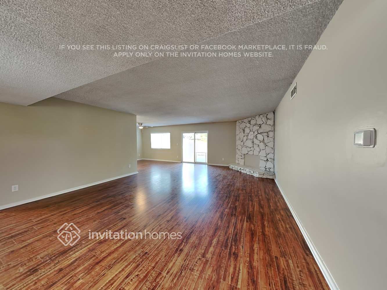 Building Photo - 15857 Liggett St