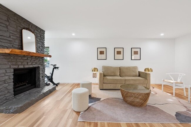 Building Photo - 3713 Harpers Ferry Ln