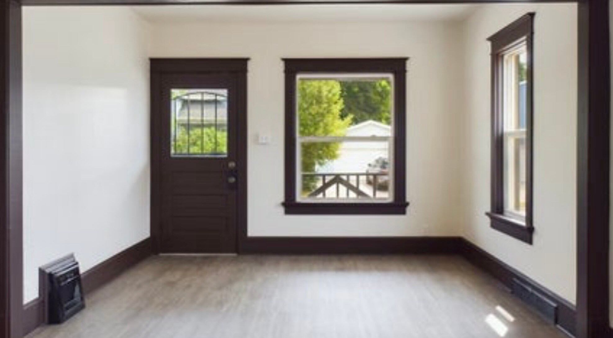 Building Photo - 2018 Monroe St