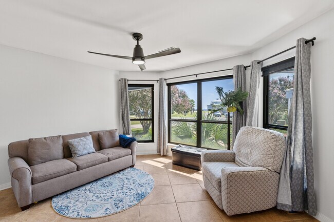 Building Photo - 1151 Ceylon Ct