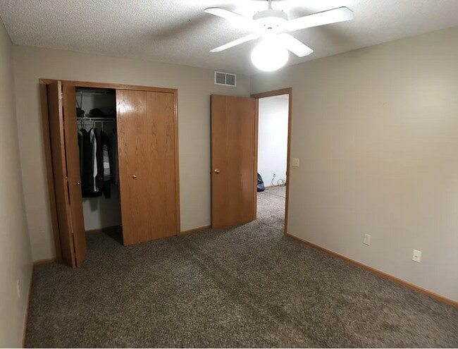 Building Photo - 15546 Garnet Way