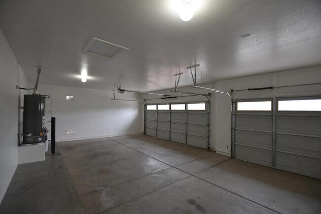 Building Photo - 1646 E Hawken Pl