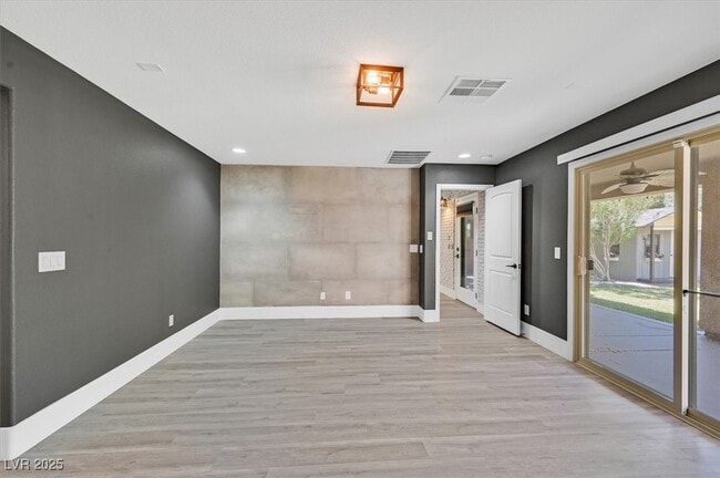 Building Photo - 5589 Beckett Hill Ct