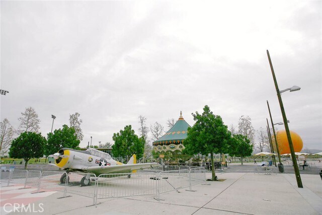 Building Photo - 125 Full Sun