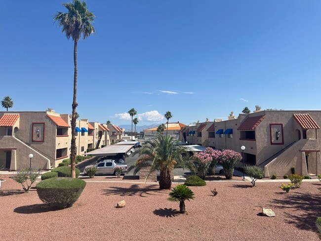 Building Photo - Condo & Newly Remodeled