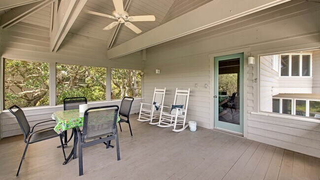 Building Photo - 1217 Debordieu Blvd