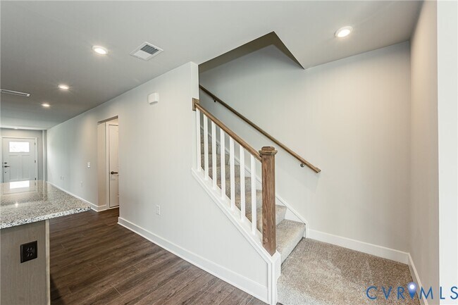 Building Photo - 410 Bright Lemon Ct