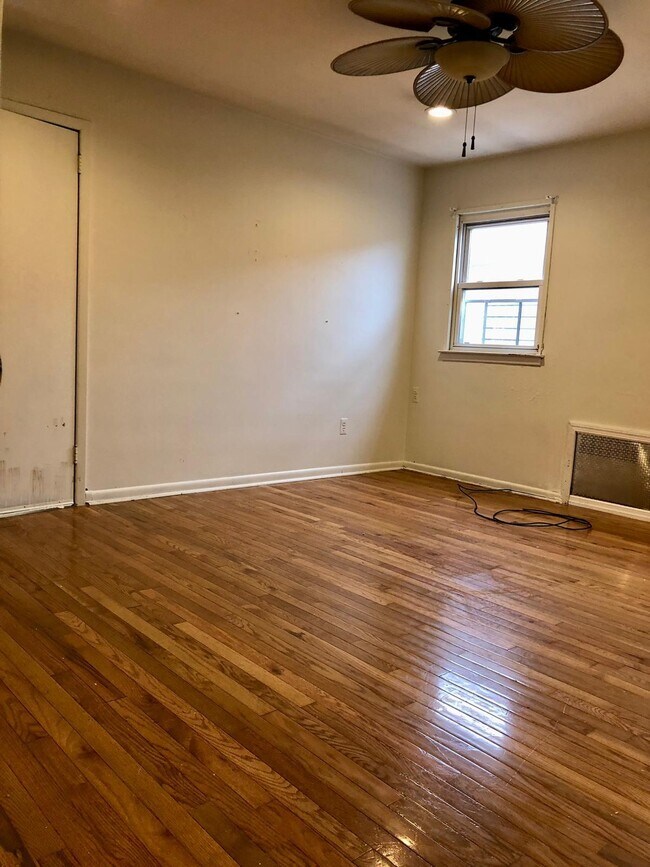 Building Photo - 172 Virginia Ave