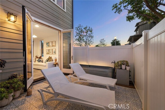 Building Photo - 26 Yerra St