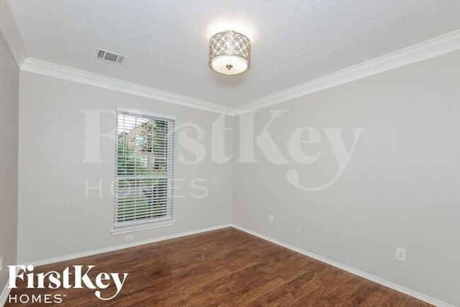 Building Photo - 4402 Santa Fe Lane