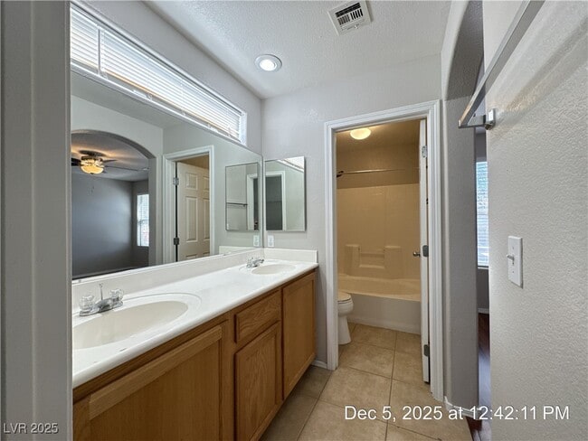 Building Photo - 75 Aldarra Canyon Ave