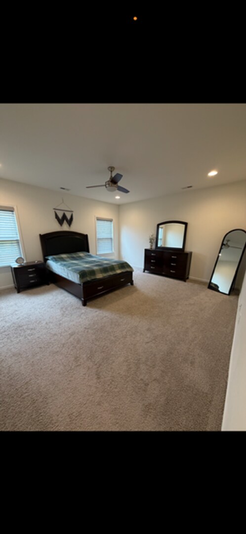 Building Photo - 5 BR/4BA | Newly Renovated Single Family Home | 1-Car Garage Parking | Fenced backyard