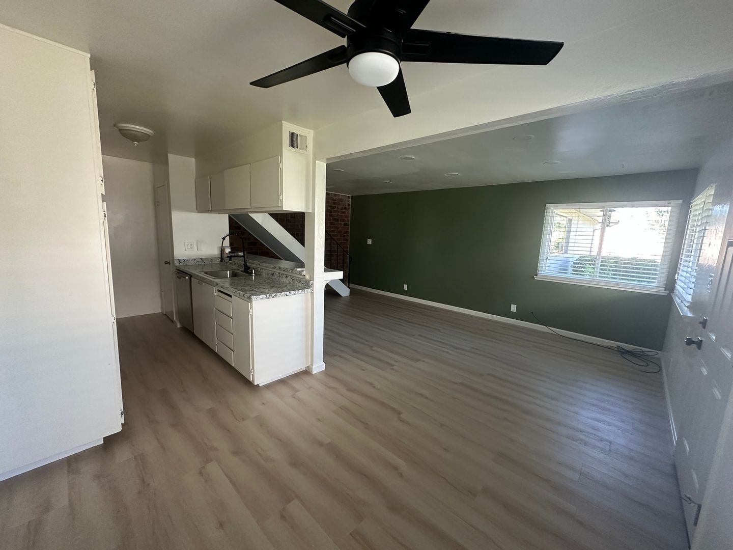 Building Photo - 3673 Park Dr