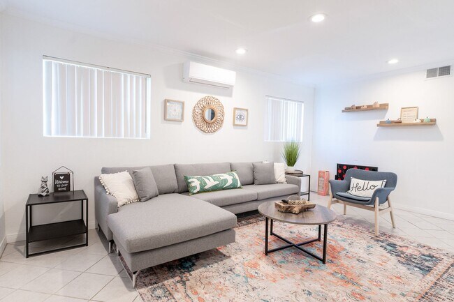 Building Photo - Cozy Zen Retreat Home with 4BD+3BA  Share ...
