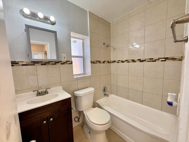 Building Photo - 1467 NW 53rd St